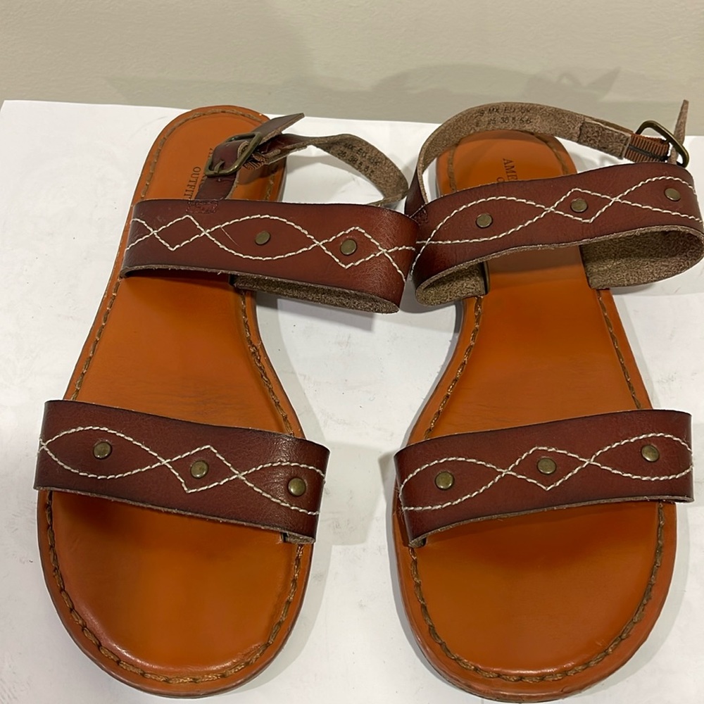 American Eagle Outfitters Women’s Tan Sandals size 8